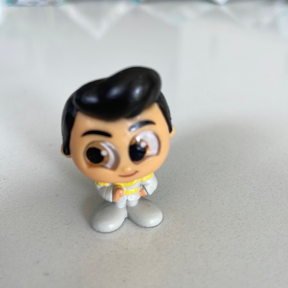 Disney doorable Prince Charming series 5